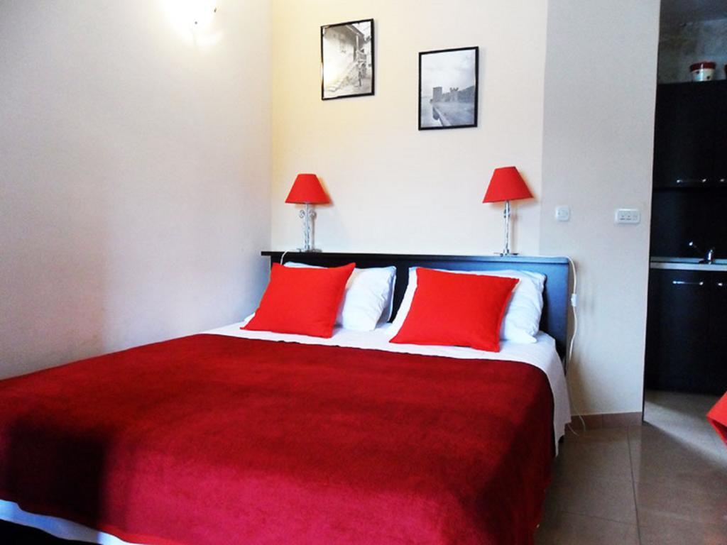 Apartments Riva Trogir Ruang foto